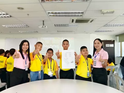 โครงการพัฒนานักเรียนแลกเปลี่ยนดูงานต่างประเทศ ณ ประเทศมาเลเซีย โ