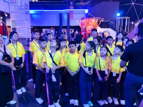 โครงการพัฒนานักเรียนแลกเปลี่ยนดูงานต่างประเทศ ณ ประเทศมาเลเซีย โ