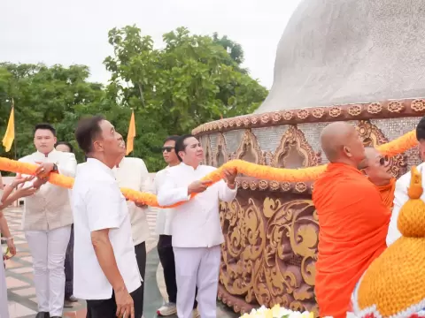 ร่วมพิธีฉลองสมโภชพระพุทธมหาธรรมราชเฉลิมพระเกียรติฯ ประจำปี 2568 
