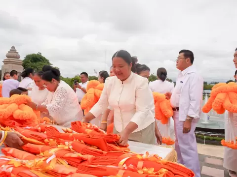 ร่วมพิธีฉลองสมโภชพระพุทธมหาธรรมราชเฉลิมพระเกียรติฯ ประจำปี 2568 